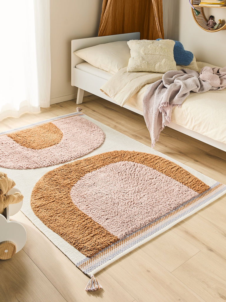 Tapis moderne  motif arche enfant rose et terracotta en coton 160x230 cm