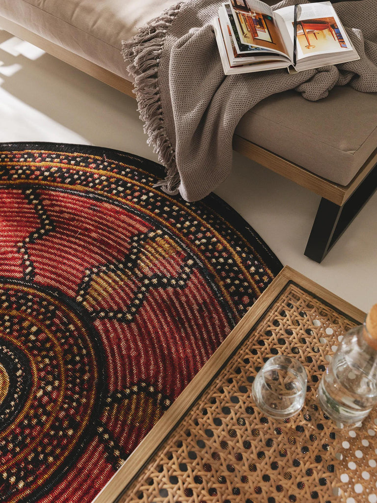 Tapis ethnique rond rouge et noir d'intérieur et d'extérieur 160 cm de diamètre