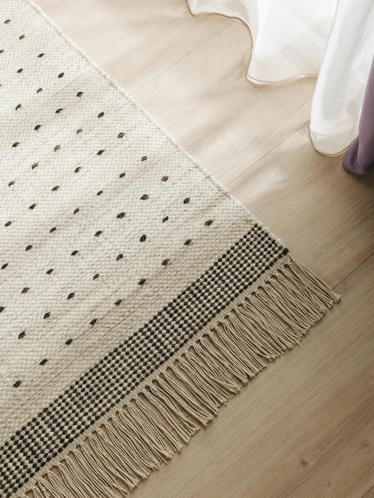 Tapis berbère moderne descente de lit noir et blanc en laine 70x200 cm