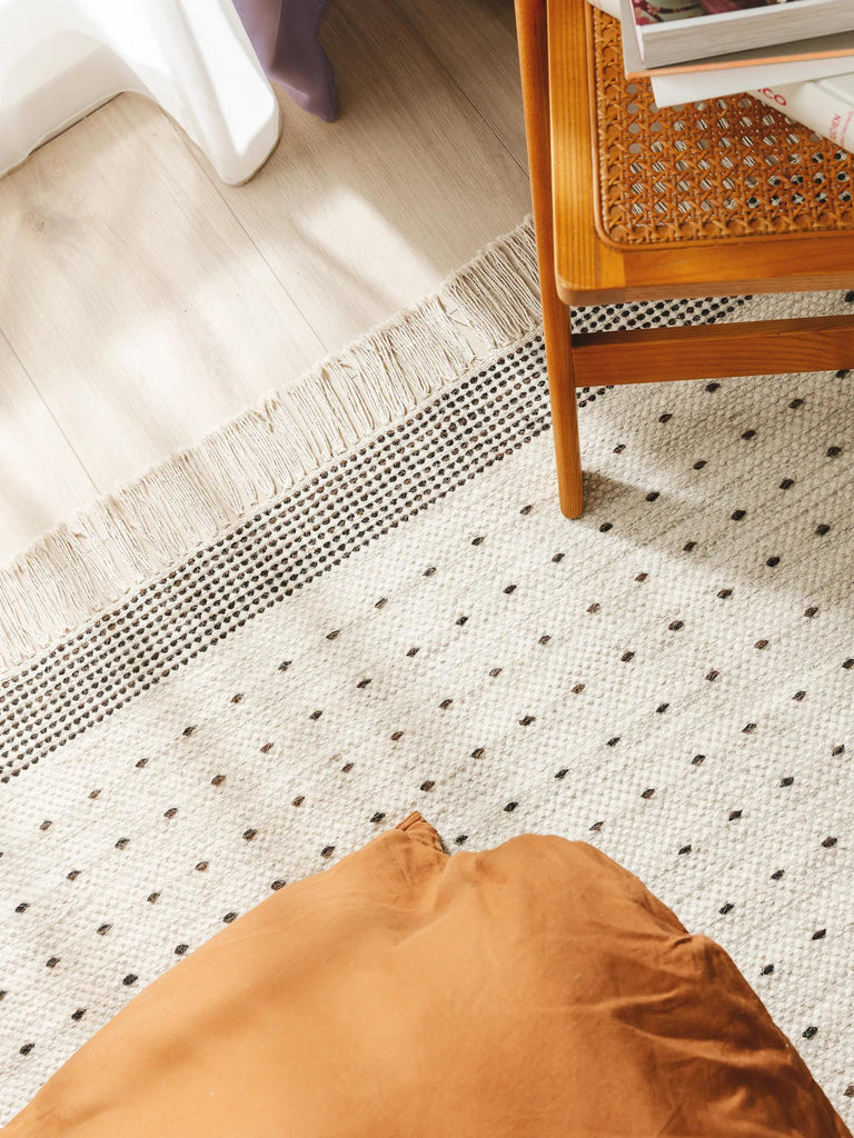 Tapis berbère moderne noir et blanc en laine 160x230 cm