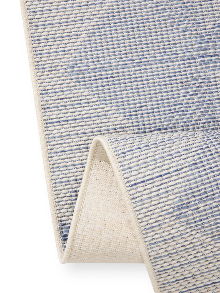 Tapis géométrique inspiration ethnique de couloir gris et bleu d'intérieur et d'extérieur 80x250 cm