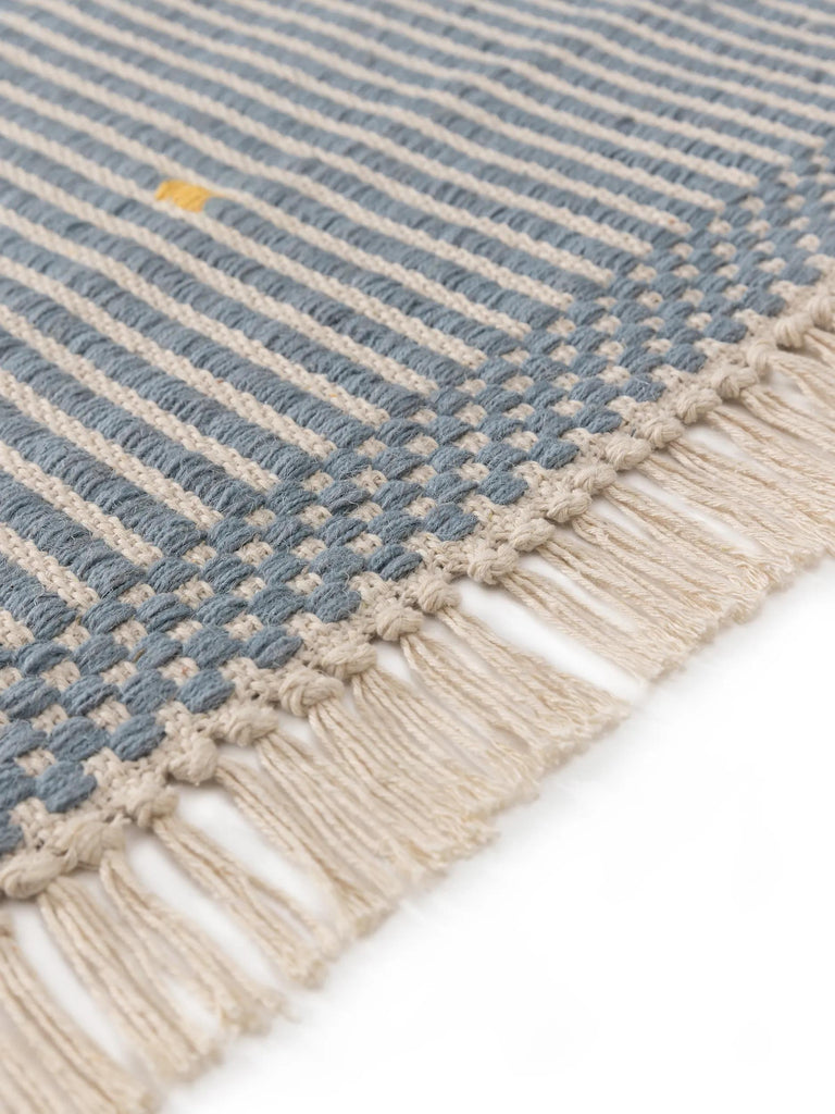 Tapis kilim rayé enfant bleu en coton 90x130 cm