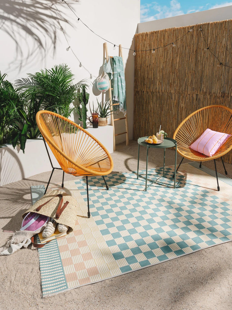 Tapis géométrique damier vert d'eau et beige d'intérieur et d'extérieur 200x290 cm