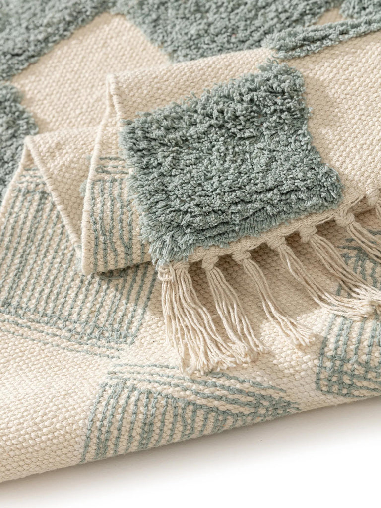 Tapis géométrique damier épais enfant vert d'eau et beige en coton 160x230 cm