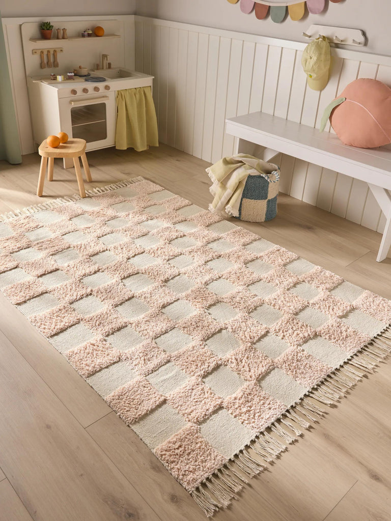 Tapis géométrique damier épais enfant rose et blanc en coton 120x170 cm