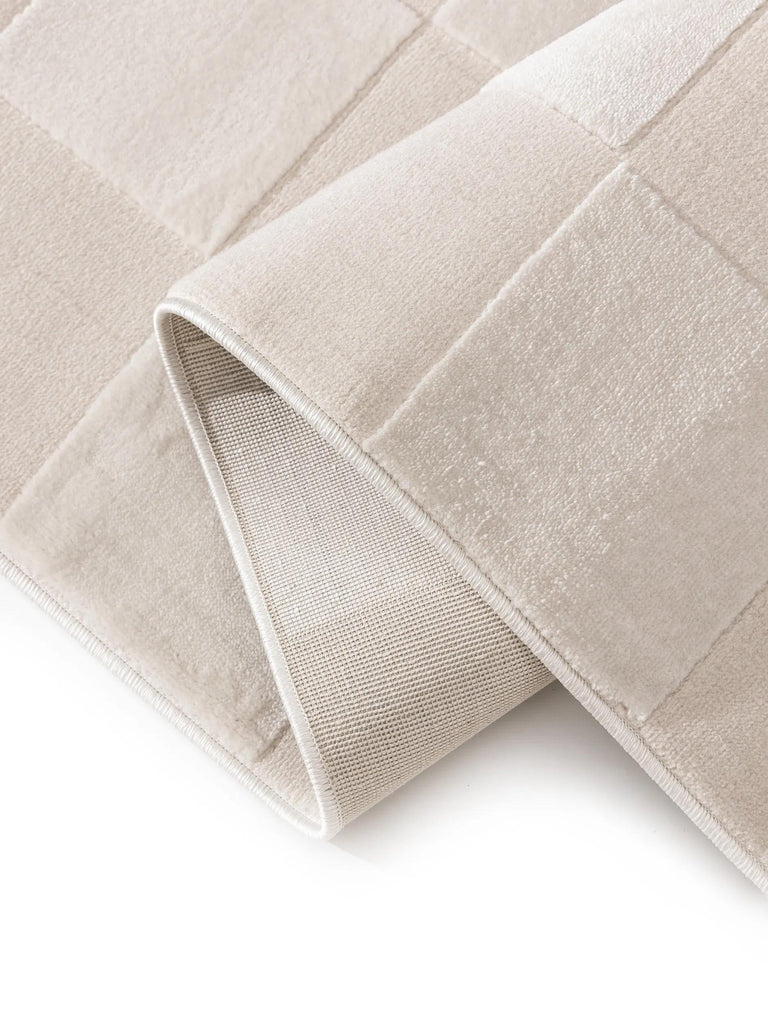 Tapis géométrique motif carré relief crème 240x340 cm