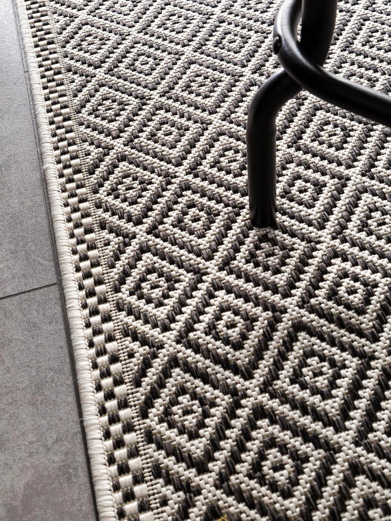 Tapis ethnique motif géométrique de couloir blanc et noir d'intérieur et d'extérieur 80x240 cm