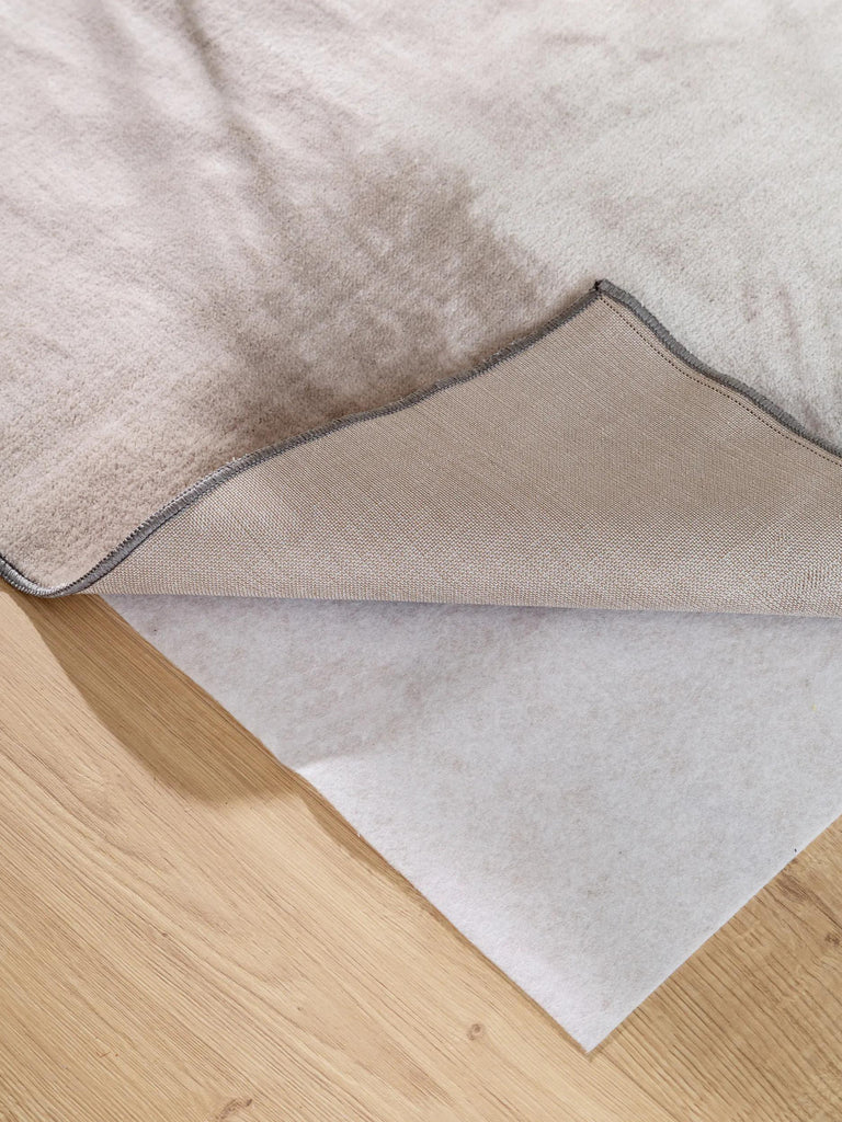 Tapis moderne uni gris 66x110 cm