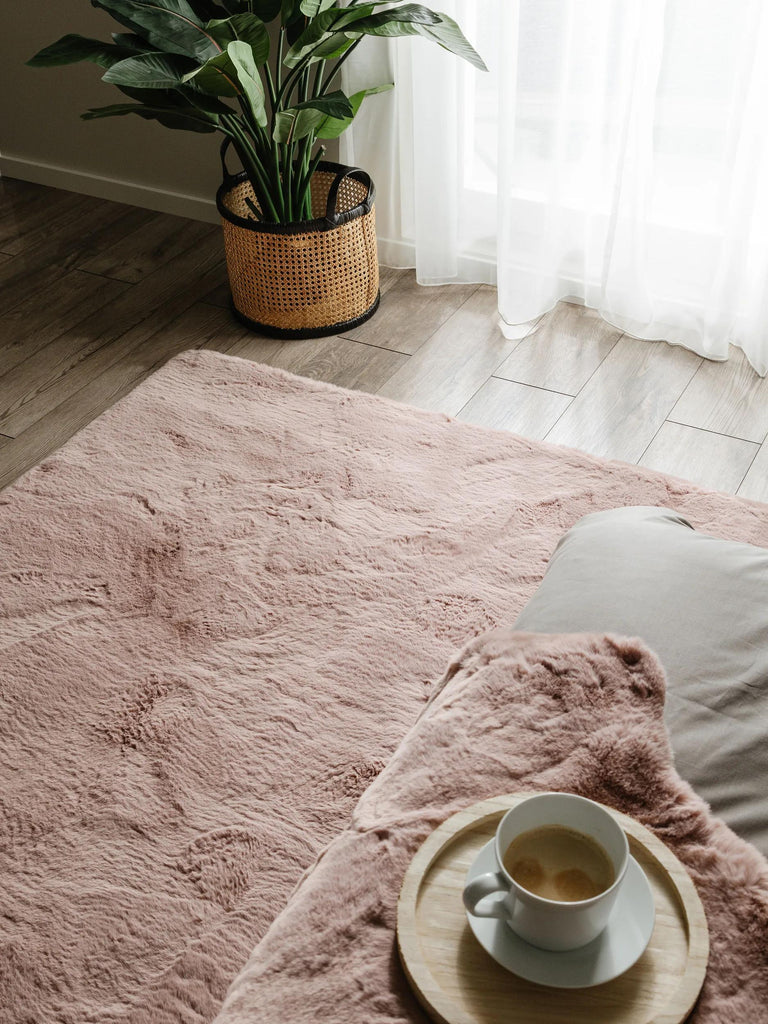 Tapis shaggy fausse fourrure rose 80x150 cm