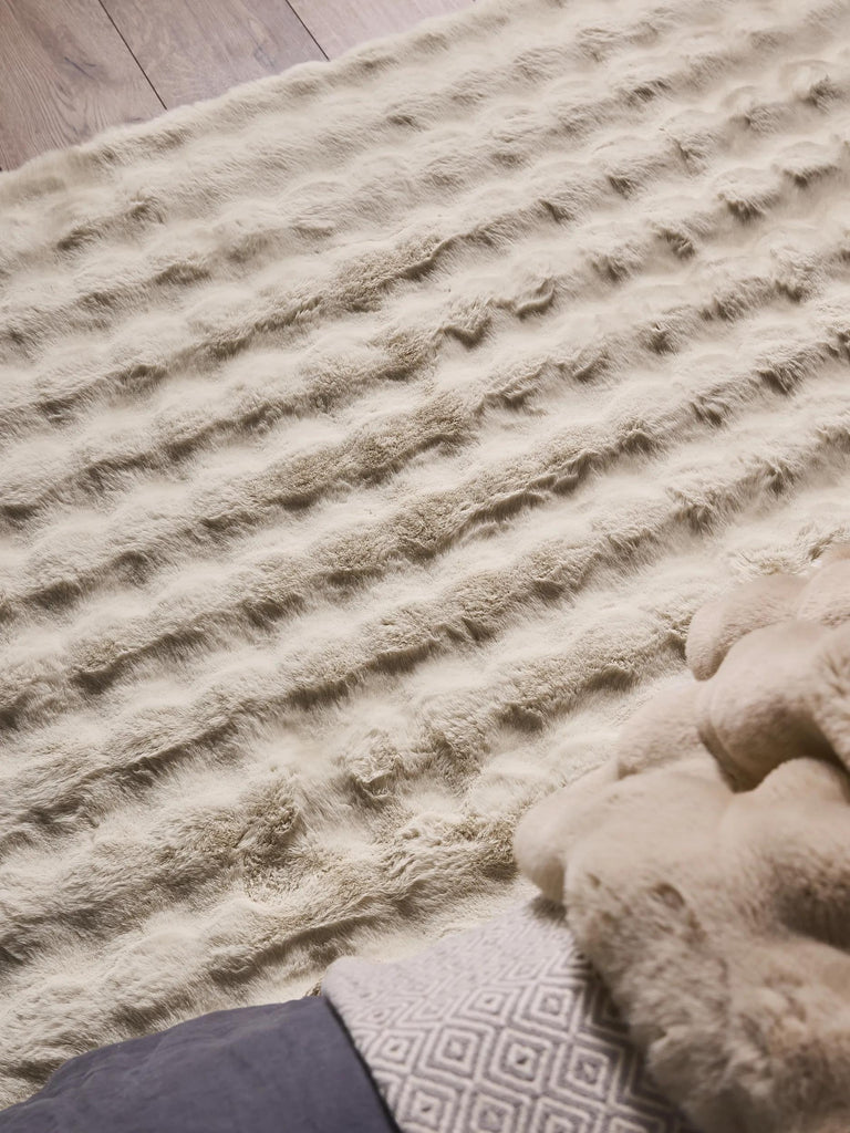 Tapis shaggy texturé boule crème 60x120 cm