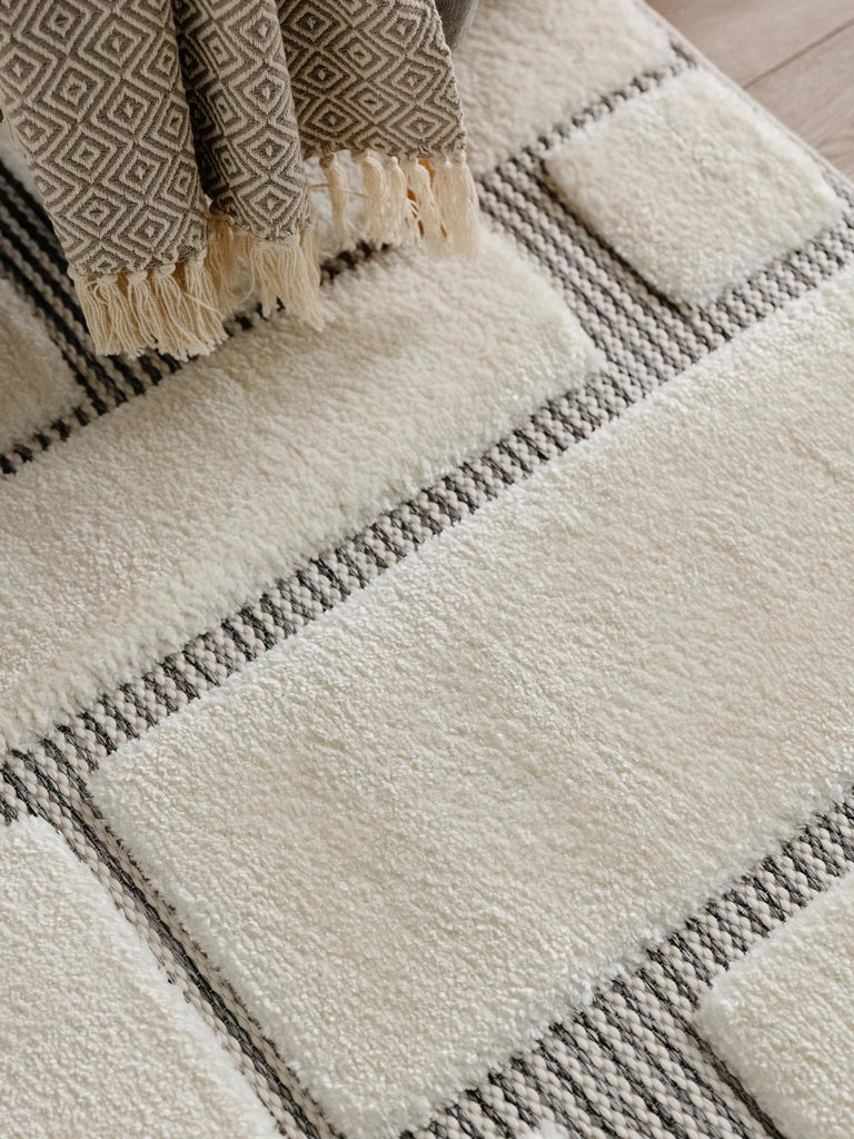 Tapis moderne motif brique blanc 250x350 cm