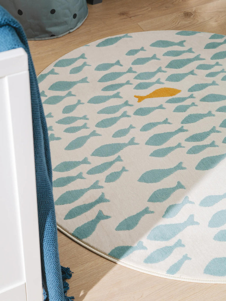 Tapis moderne motif animal poissons rond enfant beige et bleu 120 cm de diamètre