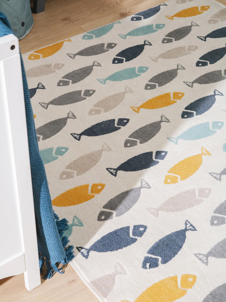 Tapis moderne motif animal poissons enfant beige bleu et orange 80x150 cm