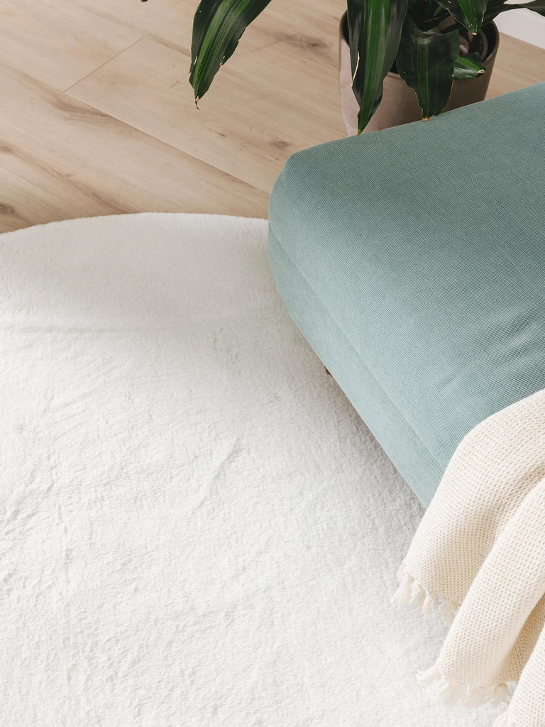 Tapis moderne fausse fourrure rond blanc 160 cm de diamètre