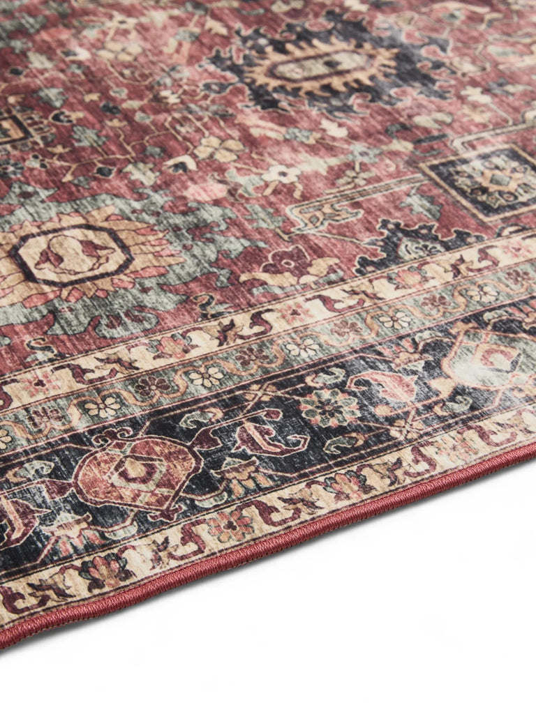 Tapis vintage motif ethnique bordeaux et noir lavable 60x120 cm