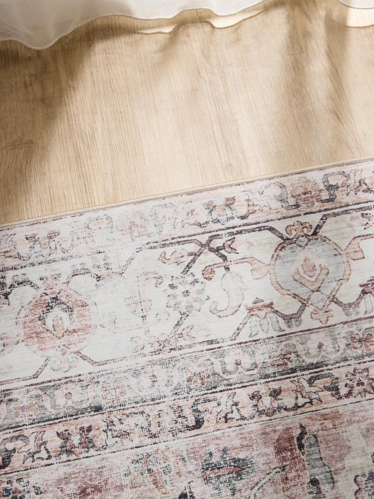 Tapis vintage motif ethnique beige et blanc lavable 80x150 cm