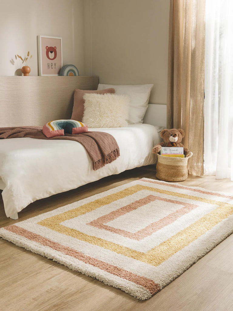 Tapis géométrique motif rectangle enfant crème jaune et terracotta 140x200 cm