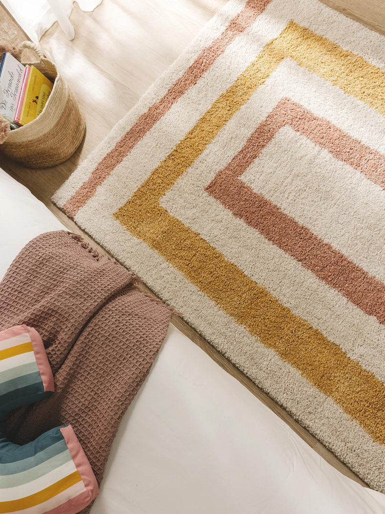 Tapis géométrique motif rectangle enfant crème jaune et terracotta 160x230 cm