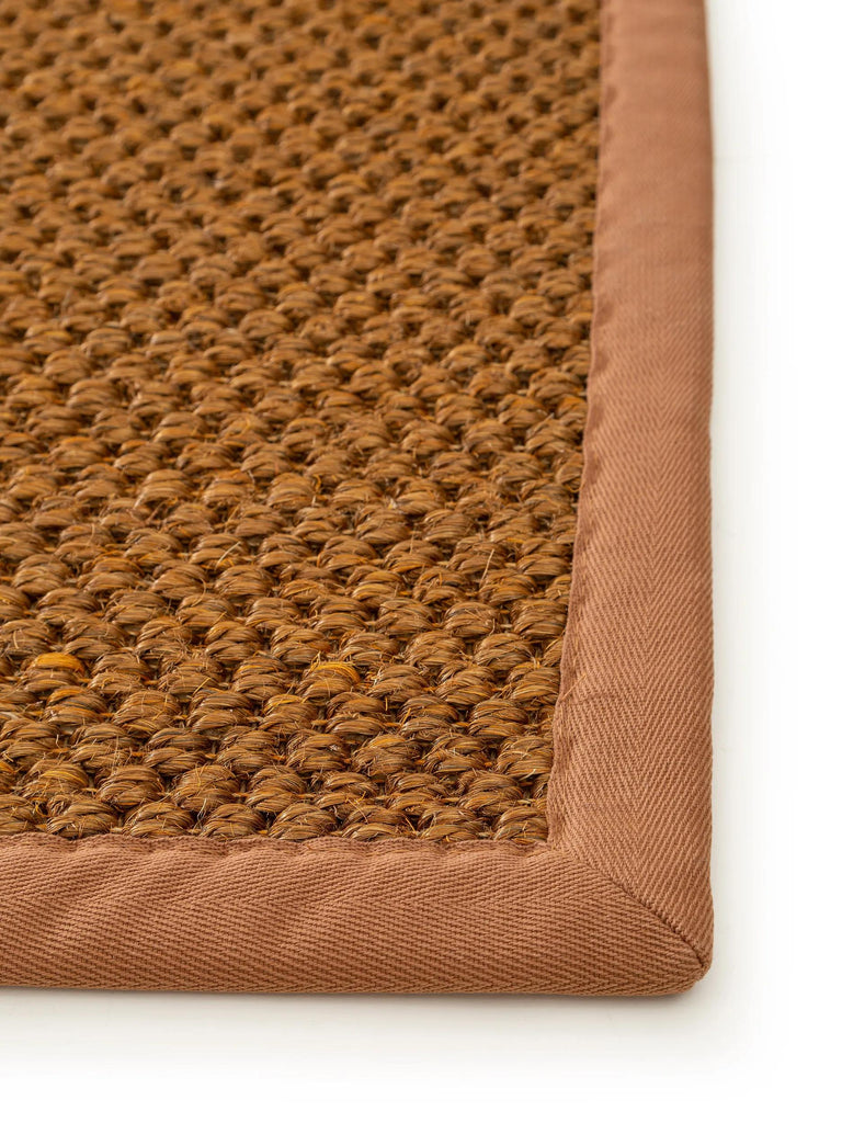 Paillasson scandinave uni tressé orange rouille en sisal 40x60 cm