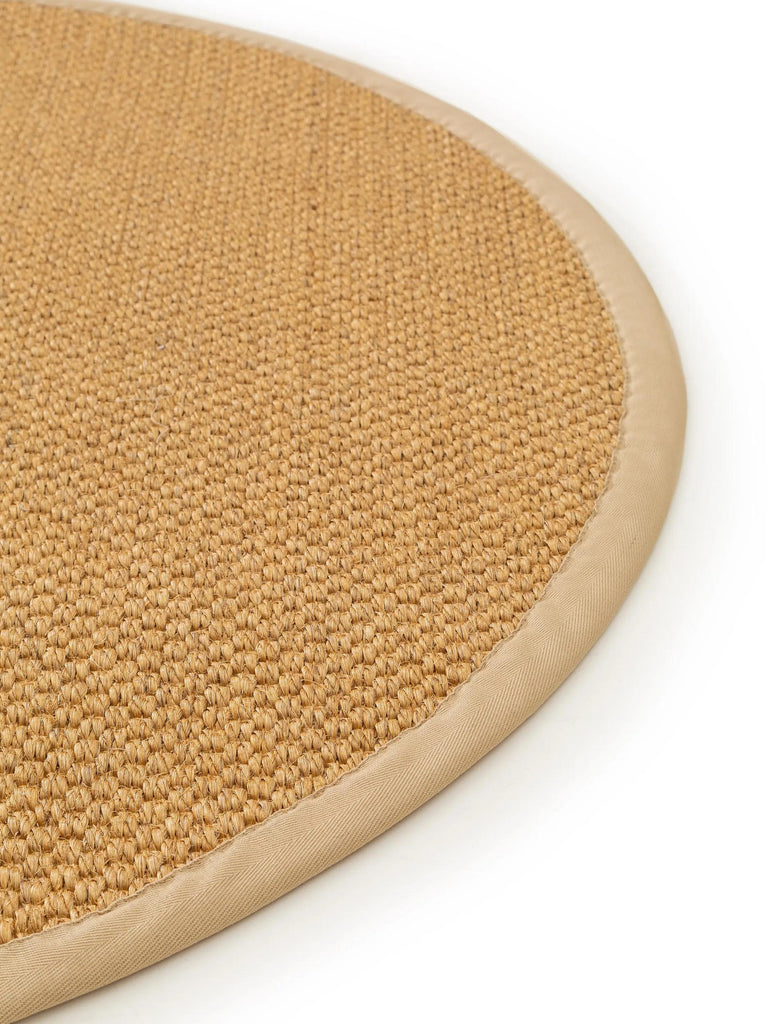 Tapis scandinave uni tressé rond orange en sisal 150 cm de diamètre