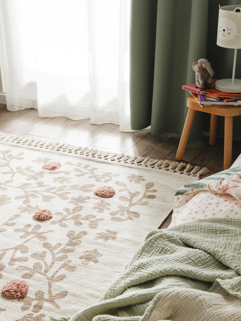 Tapis design motif à fleurs avec franges enfant crème et rose en coton 160x230 cm