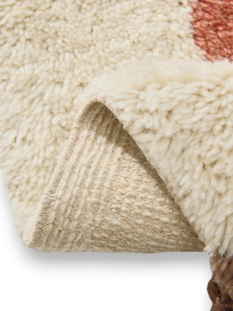 Tapis design motif animal hérisson enfant beige et marron clair en laine 80x120 cm