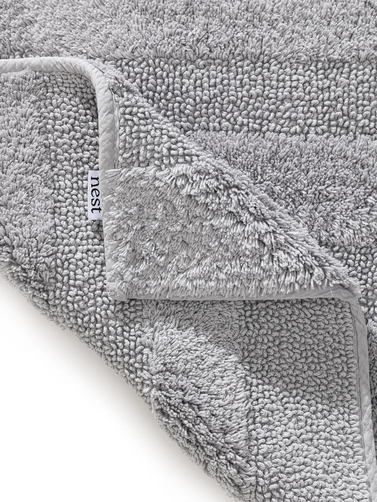 Tapis moderne motif rayé de bain gris clair en coton 50x80 cm