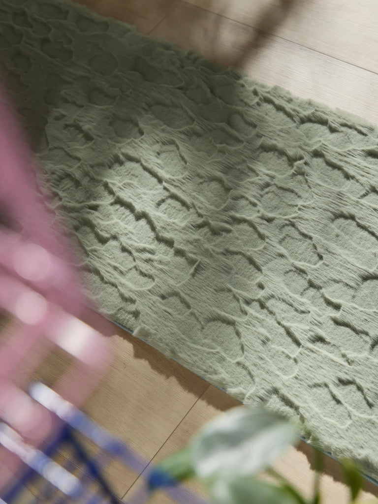Tapis shaggy design texturé de couloir vert sauge 60x200 cm