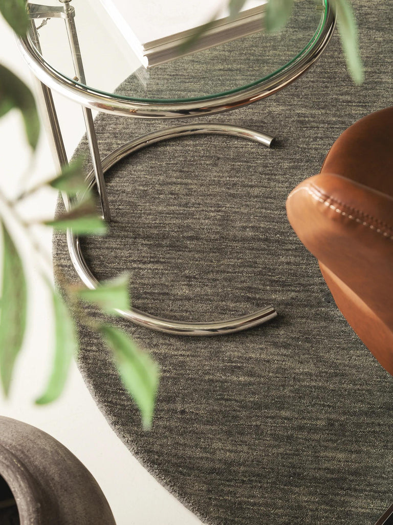 Tapis moderne chiné rond gris foncé en laine 200 cm de diamètre