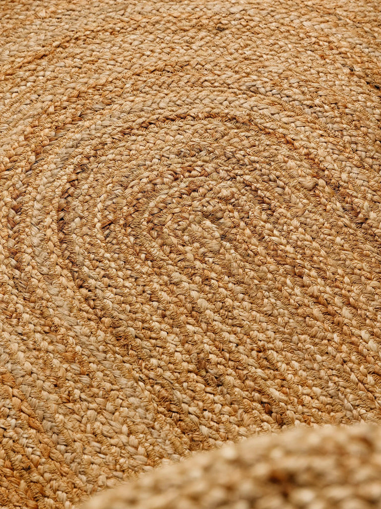 Tapis scandinave ovale marron clair en jute 160x230 cm