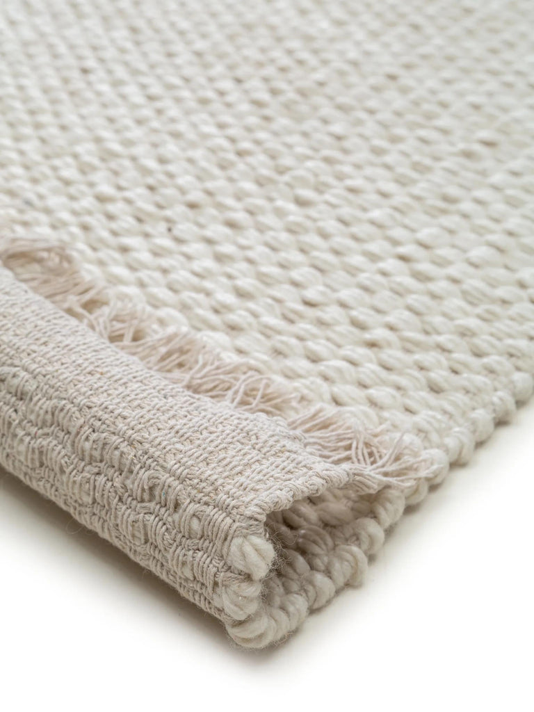 Tapis scandinave uni à franges crème 120x170 cm