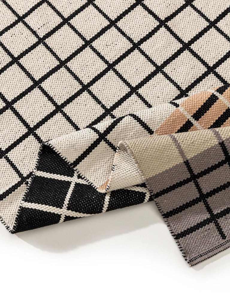 Tapis rétro grille beige et marron en coton 120x170 cm