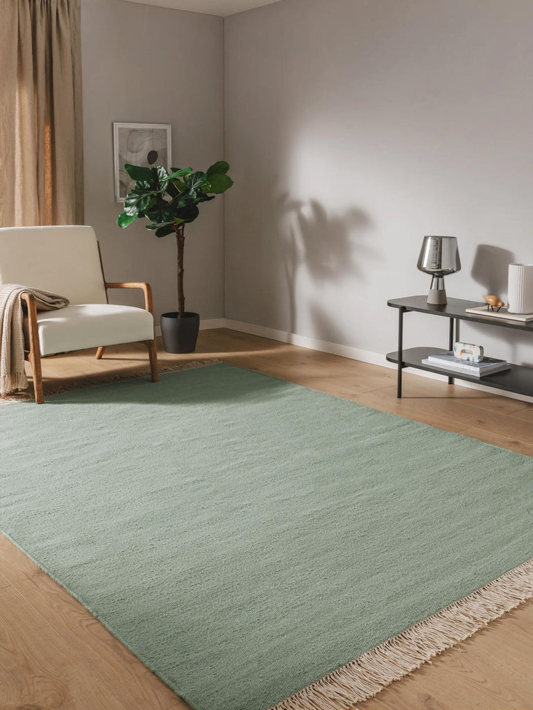 Tapis scandinave uni à franges vert clair en laine 250x350 cm