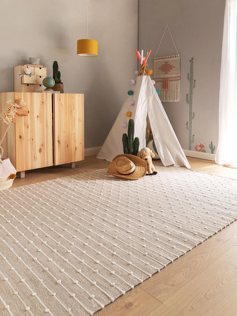 Tapis scandinave perlé enfant beige en coton 120x170 cm