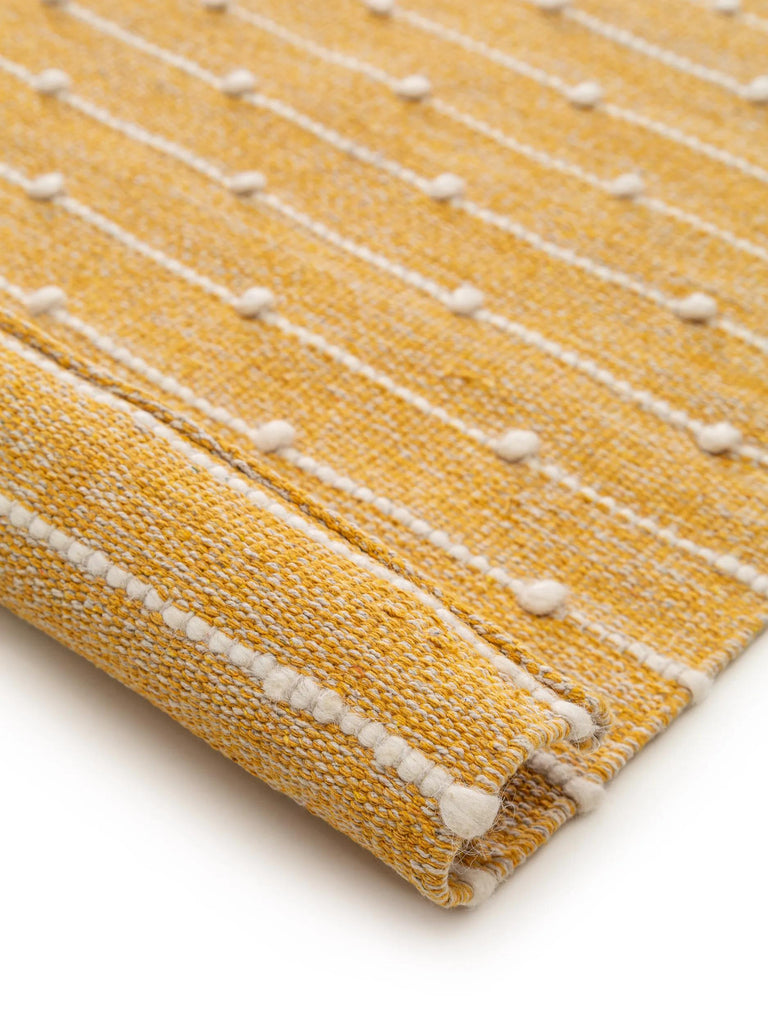Tapis scandinave perlé enfant jaune en coton 80x120 cm