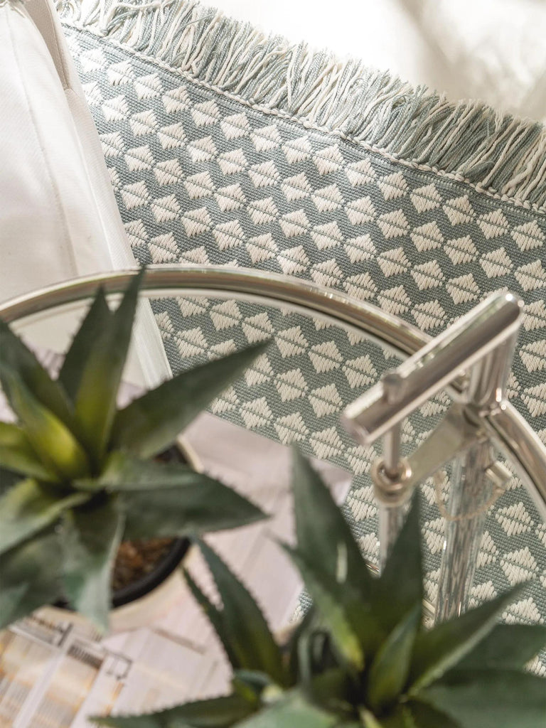 Tapis géométrique à franges bleu clair et blanc 120x170 cm