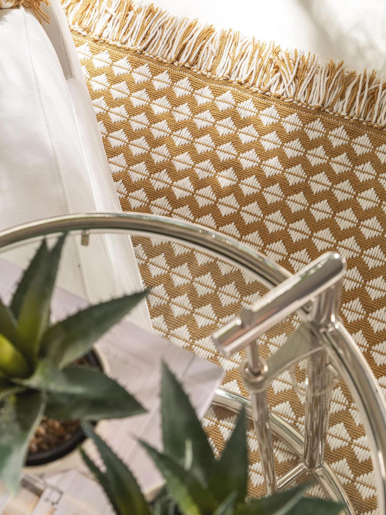 Tapis géométrique à franges jaune moutarde et blanc 200x300 cm