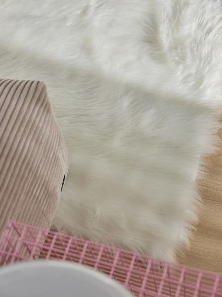 Tapis shaggy effet fourrure blanc 60x120 cm