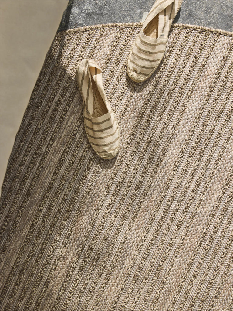 Tapis scandinave rayé rond beige d'intérieur et d'extérieur 160 cm de diamètre