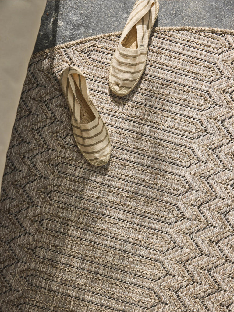 Tapis scandinave motif géométrique rond marron naturel d'intérieur et d'extérieur 160 cm de diamètre