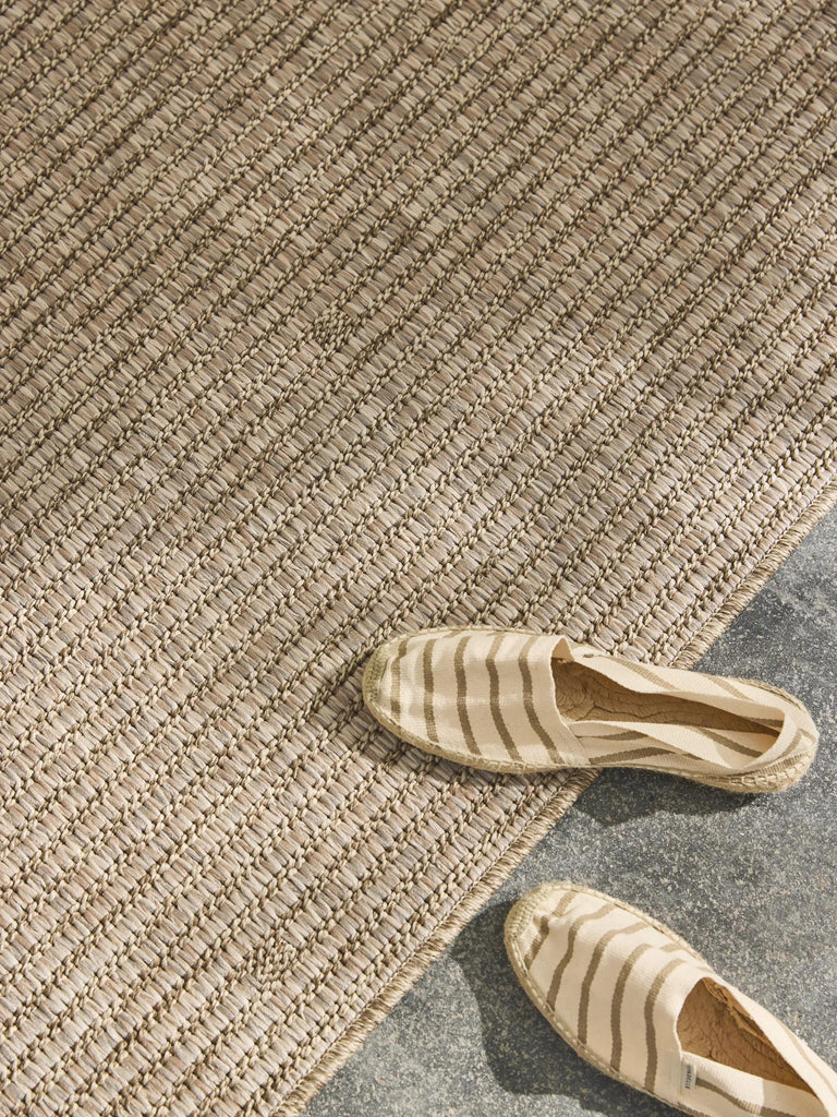Tapis scandinave uni beige d'intérieur et d'extérieur 140x200 cm
