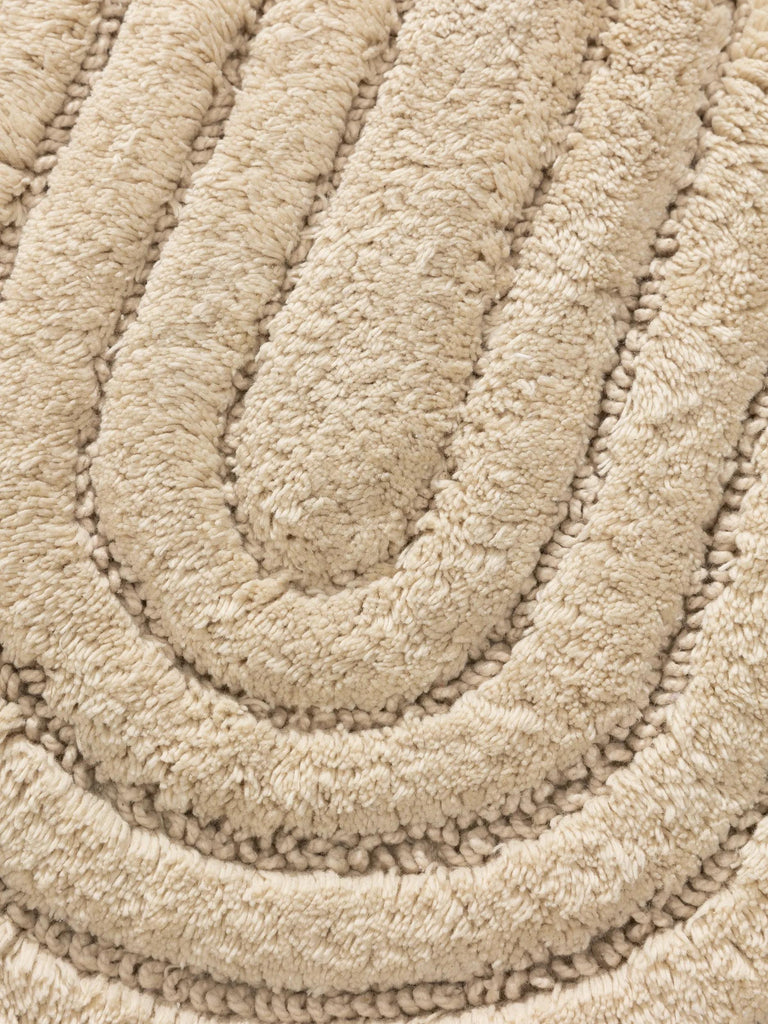 Tapis géométrique de bain beige en coton 70x120 cm