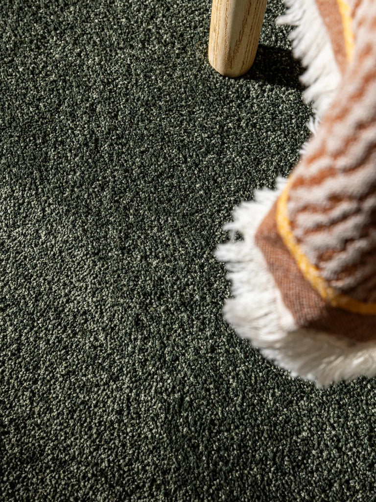 Tapis shaggy uni rond vert foncé  200 cm de diamètre