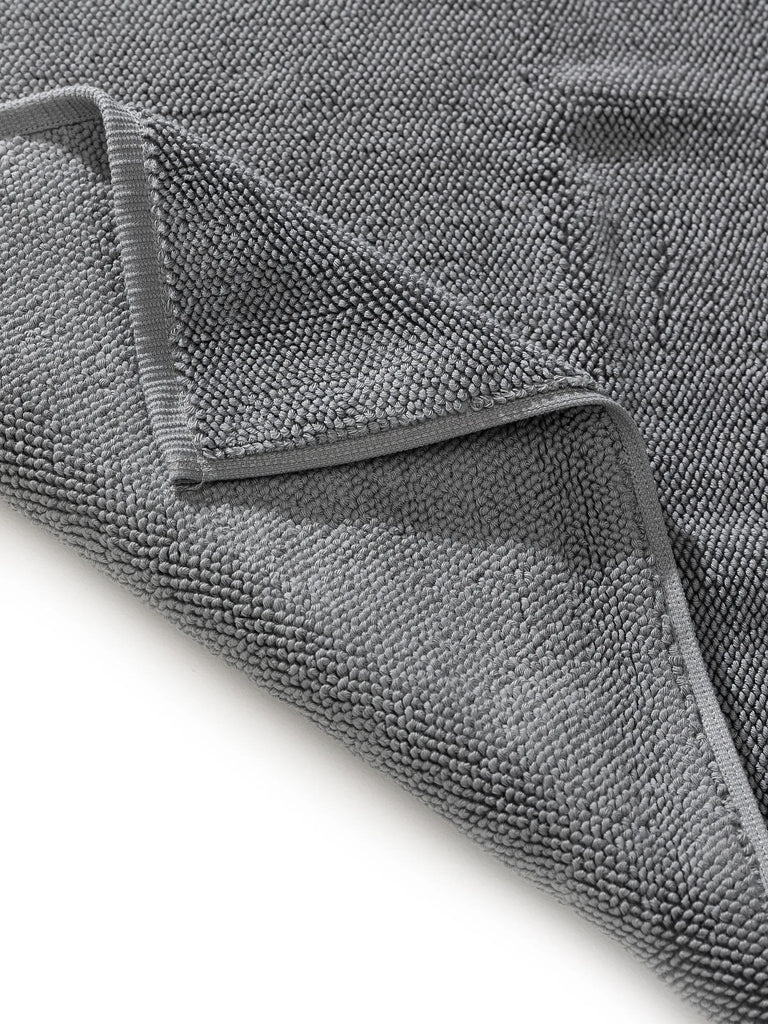 Tapis moderne uni de bain gris en coton 50x80 cm