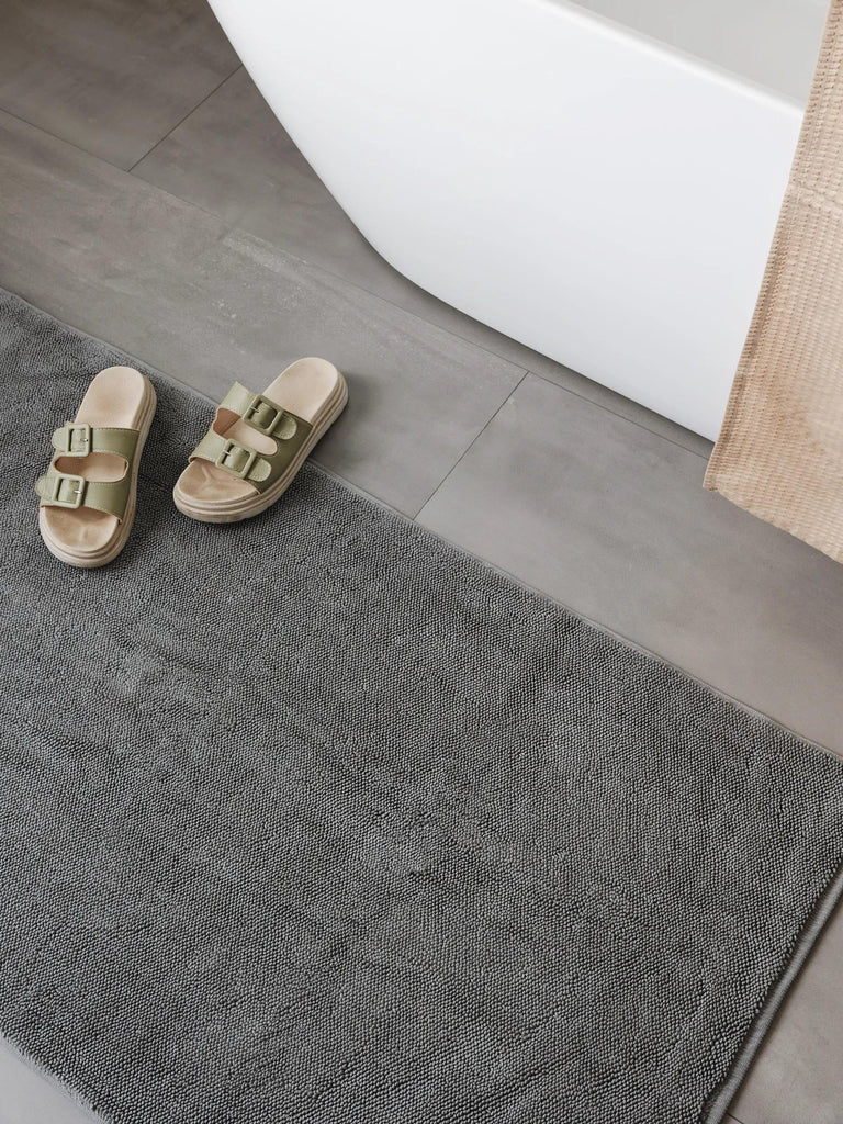 Tapis moderne uni de bain gris en coton 70x120 cm