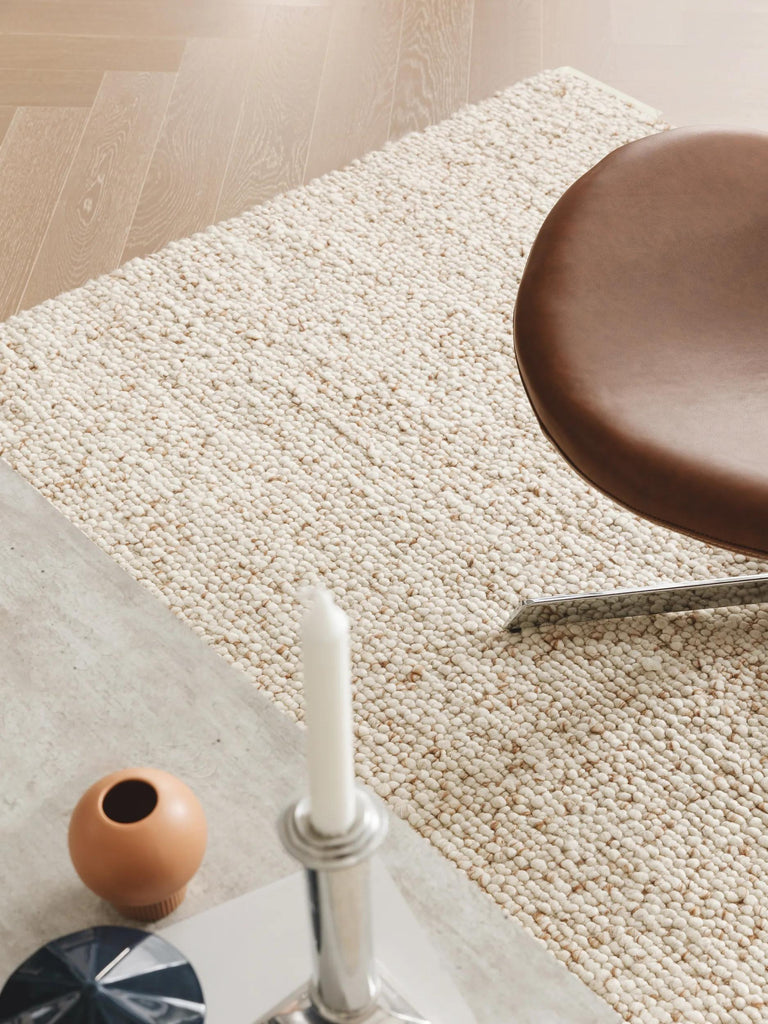 Tapis scandinave perlé beige en laine 120x170 cm