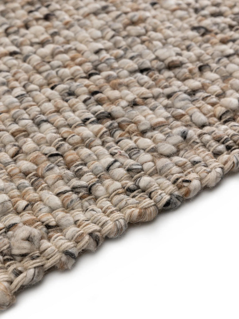 Tapis scandinave perlé carré marron clair en laine 200x200 cm