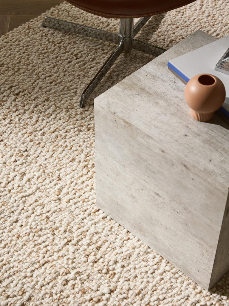 Tapis scandinave perlé carré beige en laine 200x200 cm