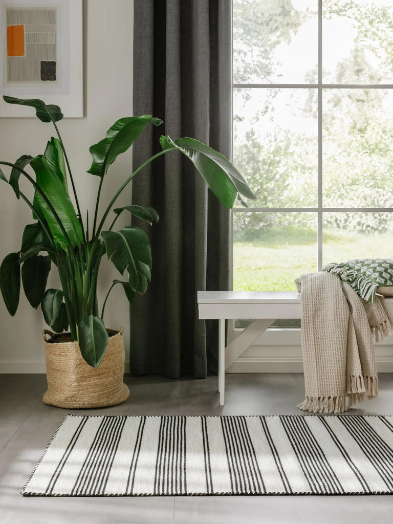 Tapis scandinave motif rayé de couloir beige et noir d'intérieur et d'extérieur 70x200 cm