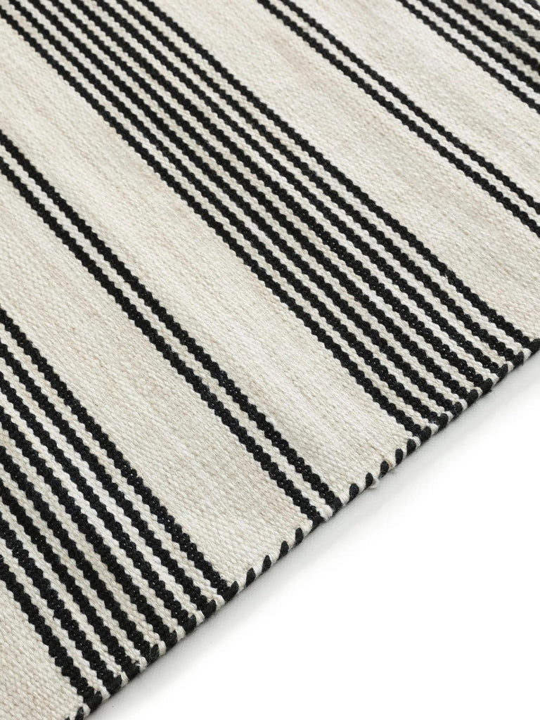 Tapis scandinave motif rayé beige et noir d'intérieur et d'extérieur 250x350 cm
